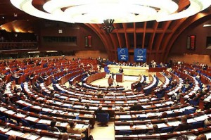 El caso de Mustafa Salma aterriza en las oficinas del Parlamento y del Consejo de Europa