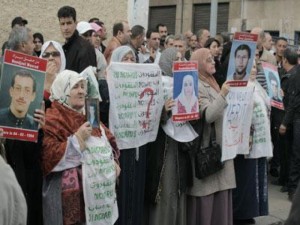Argelia: el acoso a los defensores de los derechos humanos señalado con el dedo