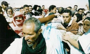 Argel quiere saber por qué los saharauis huyen de Tinduf