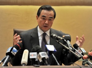 Sahara Occidental: Los argelinos desconcertados por un Wang Yi, taciturno